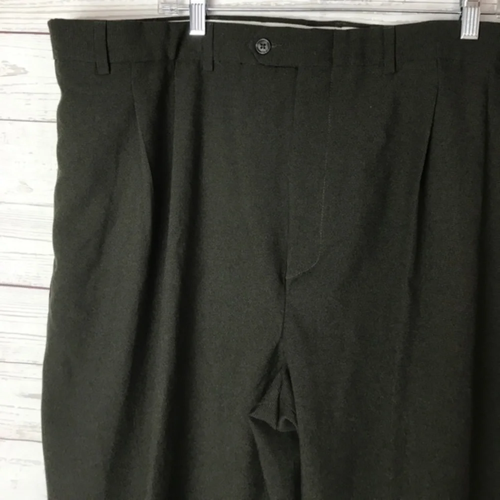 Classic dress trouser W46 L32 Olive